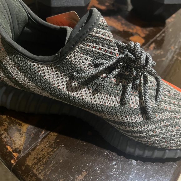 adidas Yeezy Boost 350 V2 Low Carbon Beluga SZ 11.5 main image 4